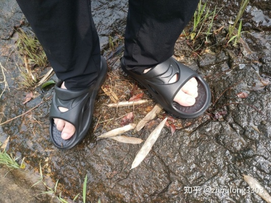 探索户外拖鞋的柔软奥秘