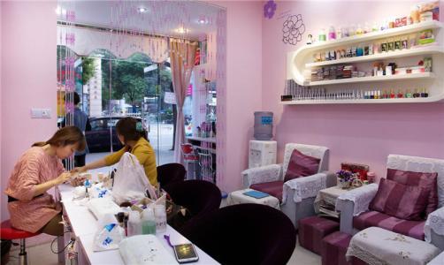 美甲店里做什么项目好赚钱？揭秘热门盈利项目与成功案例