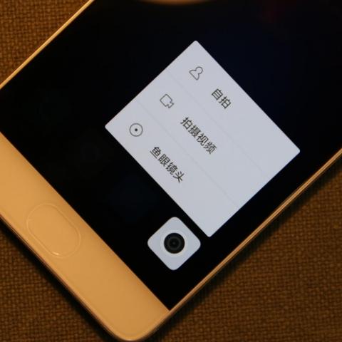 iPhone 5S上的微信聊天记录，那些温馨、搞笑、感人的瞬间