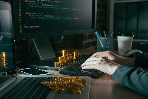 求黑客高手帮忙追款，能否实现理想与现实的博弈？
