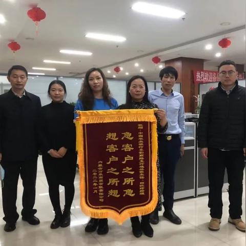 重庆医保卡取现微信操作指南—详细步骤与案例解析