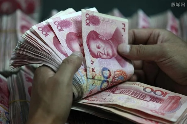 八百块钱能做什么投资赚钱？小钱也能生财有道