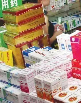自己的小铺做什么生意赚钱？详解几个热门行业与策略