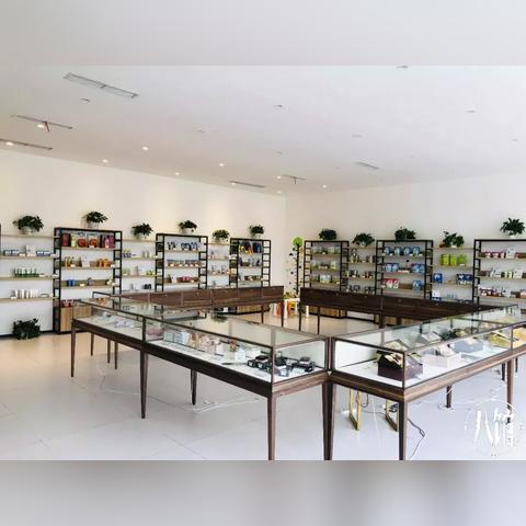 意大利品牌的化妆品，奢华与品质的完美结合