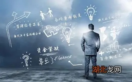 老公在店里做什么赚钱呢？探究他的创业之路与经营策略