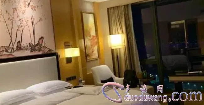 揭秘隐私边界，能否查询一个人住过的所有旅馆宾馆酒店聊天记录？