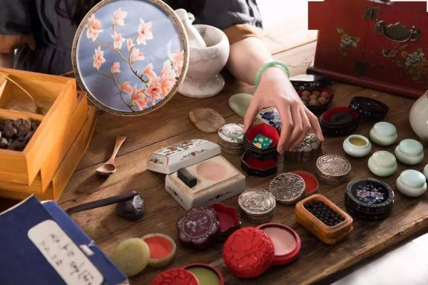 古韵化妆品品牌，穿越时空的美妆传奇