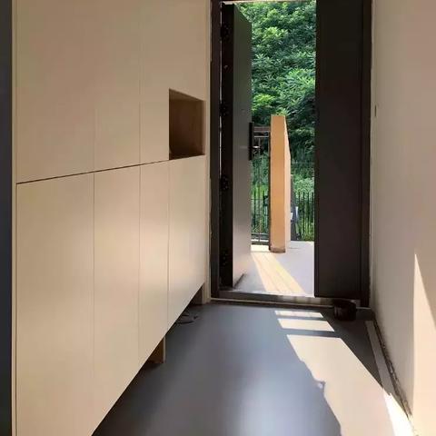 打造梦想家居，装修设计师与家具品牌的完美融合