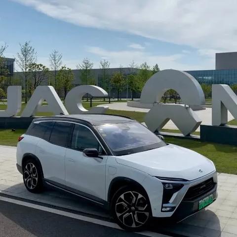 基建做什么工作赚钱呢？深度解析基建行业的盈利点与案例剖析