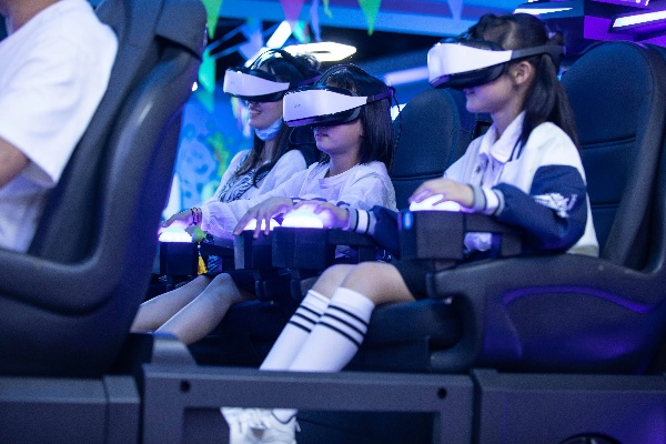湾流vr驾咖加盟指南，开启沉浸式驾驶新体验