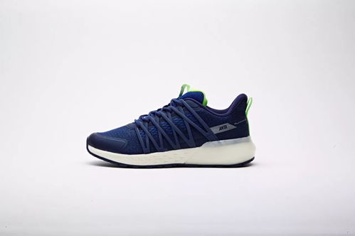 安踏户外品牌，从传统到时尚的跨越