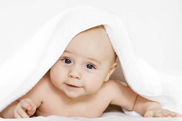 Bbebaby母婴品牌，为宝宝打造全方位的成长呵护