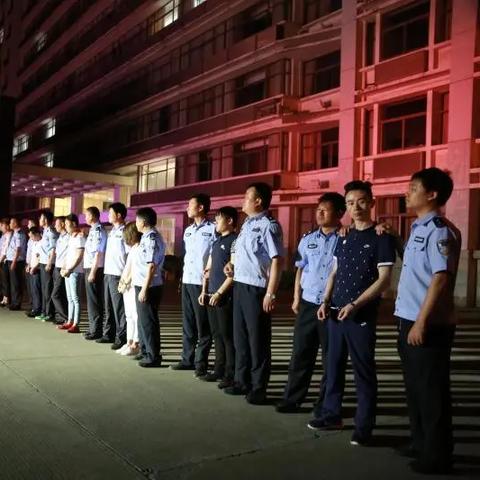 正规免费黑客联系方式大全—深入了解与案例分析