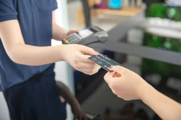 便利店花呗取现，轻松便捷的金融服务新体验