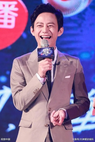 何炅现在主持哪些节目赚钱？一起来看看吧！