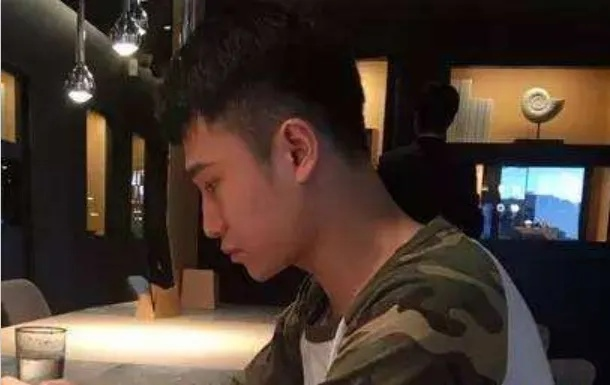 十九岁男生如何赚钱，路径、方法与案例解析