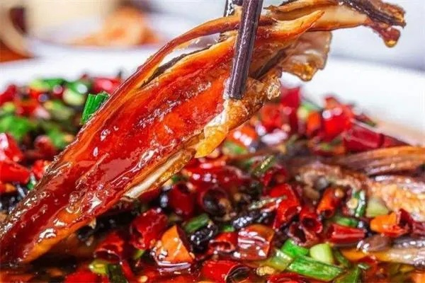 熊师傅腊鲢鱼加盟指南，一起开启美食创业之旅