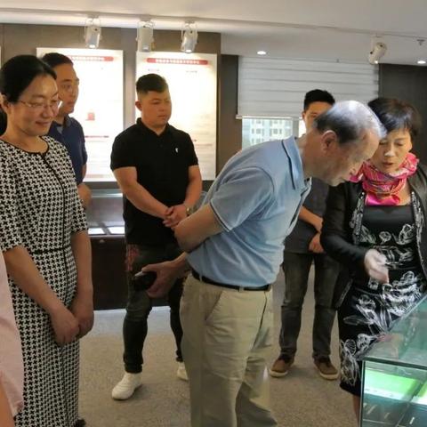 大环境下创业的例子及其启示