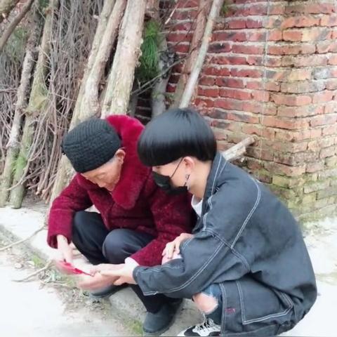 抖音月付提现举报有用吗？揭秘真相与案例分享