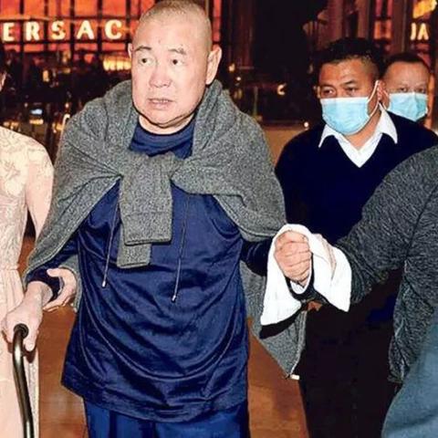 揭秘化妆品高档品牌的奢华秘密