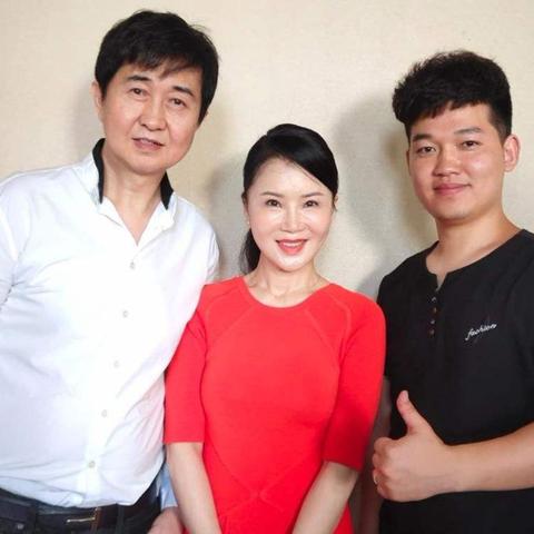 揭秘！如何查看爱人的微信聊天记录，安全又有效的方法大公开！