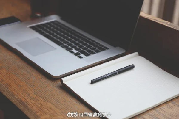 品牌笔记卡电脑—高效学习与工作的新伙伴