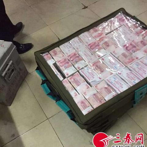 北京境外羊小咩便荔卡提现攻略，轻松搞定跨境取款