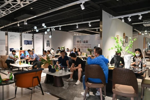 金陵国际家居品牌，打造舒适生活的艺术