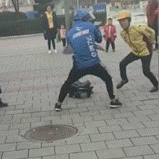 黑客追款服务，灰色地带的追债利器？