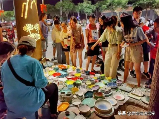 广场摆摊做什么赚钱多呢？全面解析与实例探究