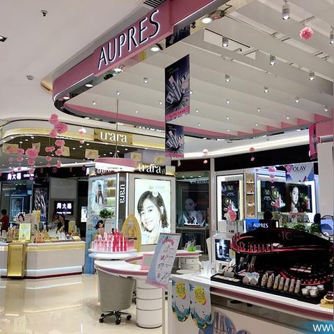 中档化妆品品牌市场分析与案例解析