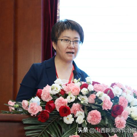 母婴论坛品牌，连接新手父母与育儿专家的桥梁