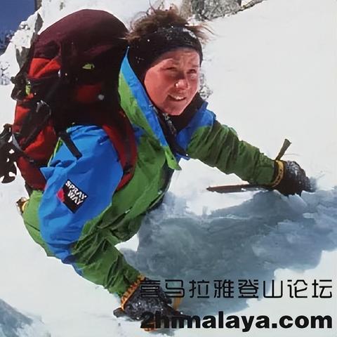 山峰标志户外品牌，探险与自然的完美结合