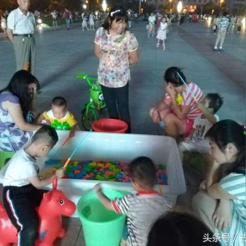 工厂摆摊做什么赚钱的工作