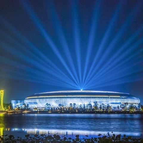 成都的夜晚，探索夜经济下的赚钱机会
