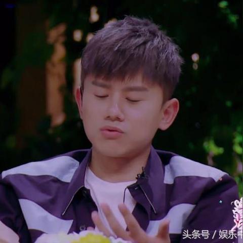 揭秘！知道别人微信密码，如何查看他之前的聊天记录？