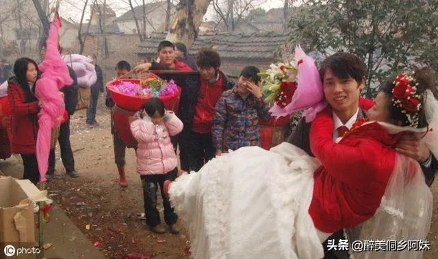 农村结婚做什么赚钱的工作？解读农村婚礼经济下的职业机遇