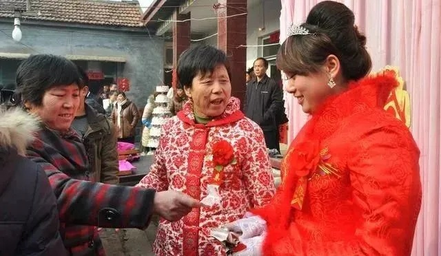 农村结婚做什么赚钱的工作？解读农村婚礼经济下的职业机遇