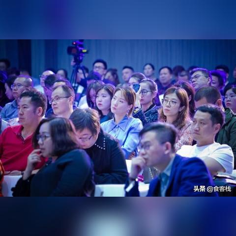 新晋高档餐饮品牌，品味与奢华的融合