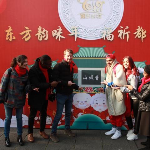 过年前手工做什么好卖赚钱？这些创意手工艺品成抢手货！