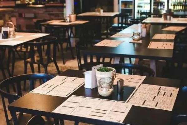 小饭店外卖做什么赚钱？看这里就对了！成功案例大解析