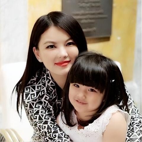 摆摊做什么才能赚钱快点？全面解析与实例探究