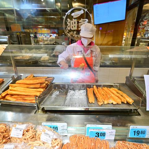 520品牌化妆品礼盒—爱的馈赠，美丽与情感的融合