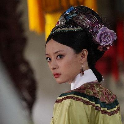 打造完美妆容的秘密武器—化妆品品牌套装