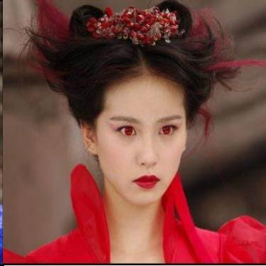 打造完美妆容的秘密武器—化妆品品牌套装