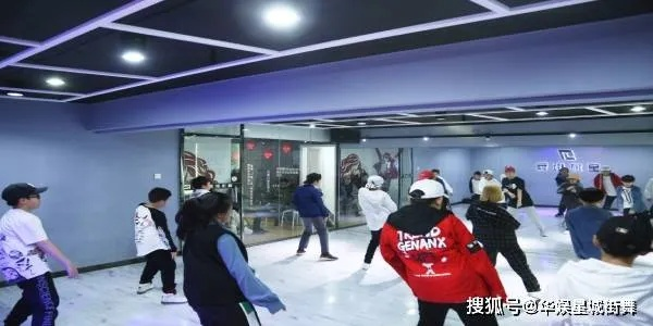 舞蹈室加盟的全方位解读，机会与挑战并存