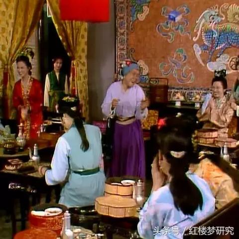 女生从事哪些行业赚钱更得心应手—行业分析与案例解读