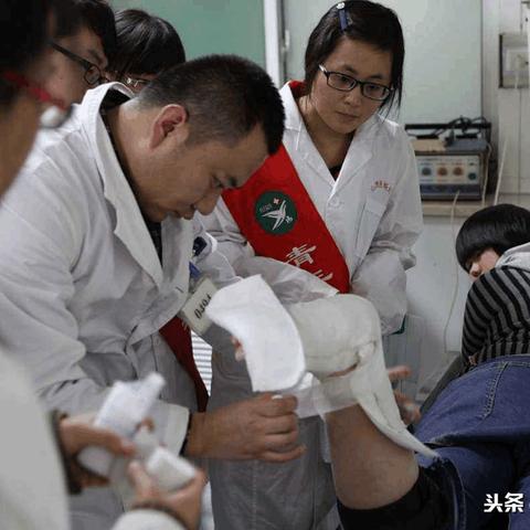 在医院临床做什么工作赚钱？详解与案例分析