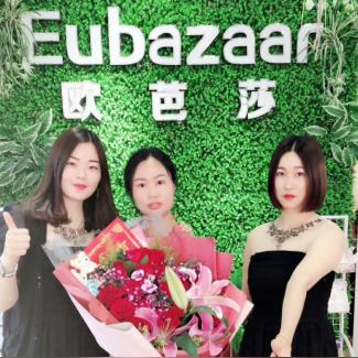 多品牌化妆品超市加盟，开启您的美容零售事业