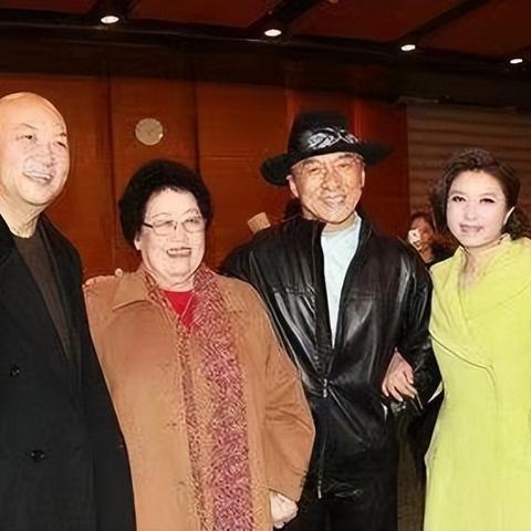 新手学做什么赚钱容易呢？从零起步的财富积累指南